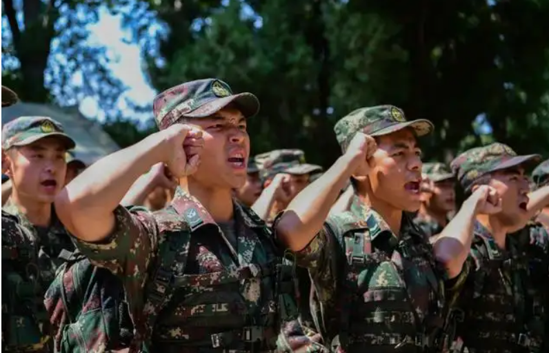 軍隊文職人員可以轉為現役軍人嗎？