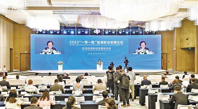 市教委幫扶集團駐萬州區恒合鄉鄉村振興工作隊輪換交接會召開